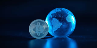 Cryptomonnaie illustrée comme une partie des marchés financiers mondiaux plus larges