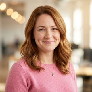 Emily Watson, identifiée comme responsable du service client chez Trévan Négociane, en image de profil